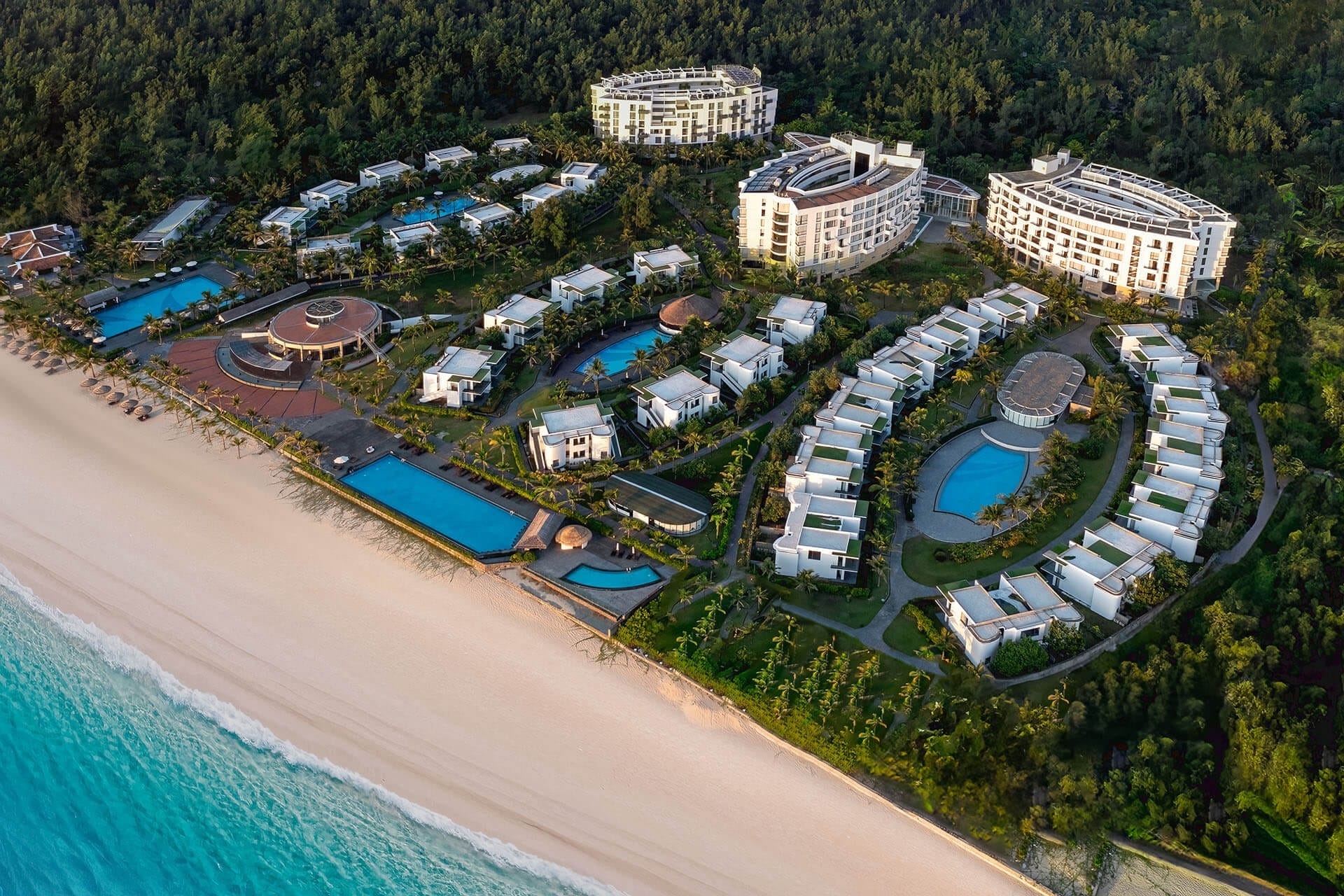 Review Melia Danang Beach Resort – Trải Nghiệm Nghỉ Dưỡng Sang Trọng Bên Biển Đà Nẵng