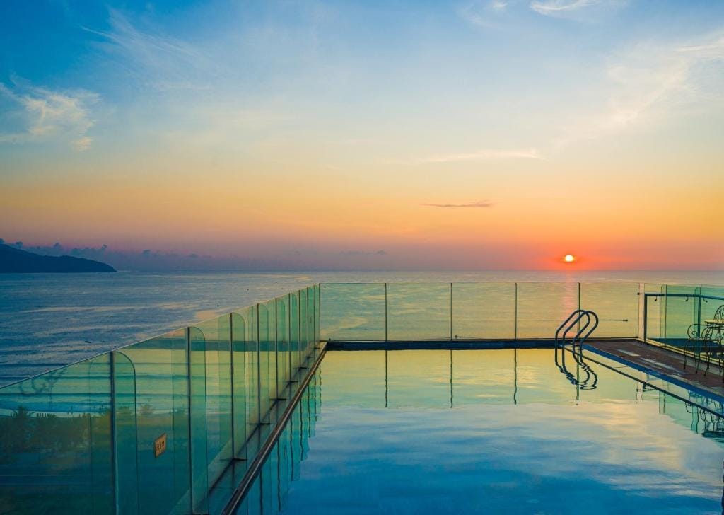 Khám Phá Review Alani Sea View Hotel: Địa Chỉ Lý Tưởng Cho Kỳ Nghỉ Tuyệt Vời Tại Đà Nẵng