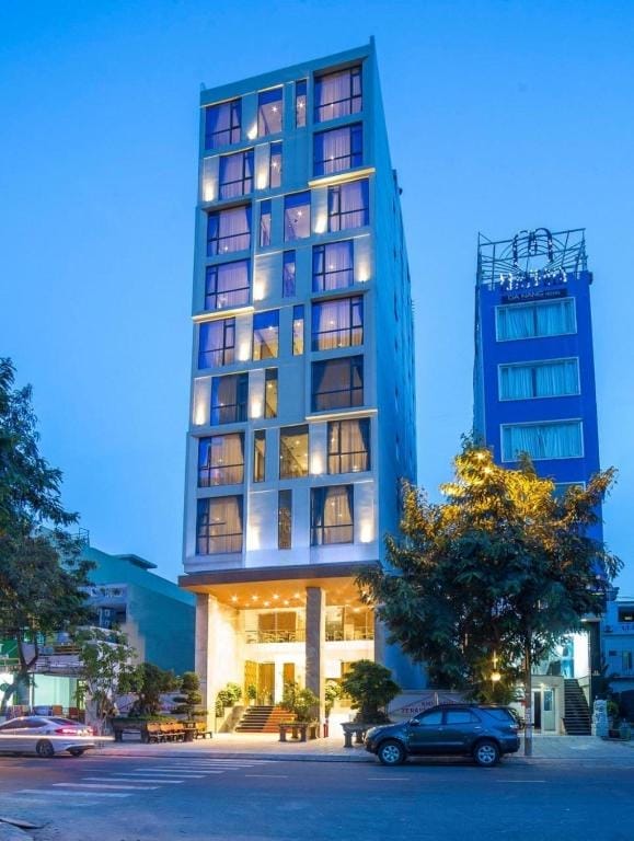 Khám Phá Sunset Sea Hotel – Trải Nghiệm Tuyệt Vời Tại Đà Nẵng