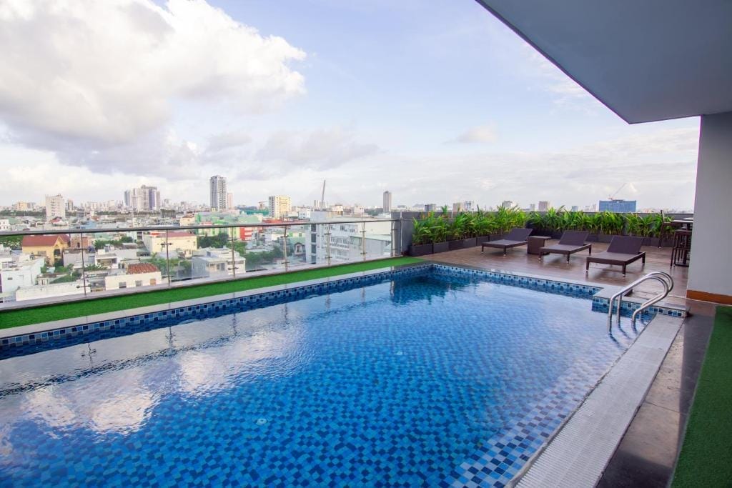 Review Quoc Cuong 2 Hotel: Khám Phá Trải Nghiệm Đặc Sắc Tại Trung Tâm Đà Nẵng