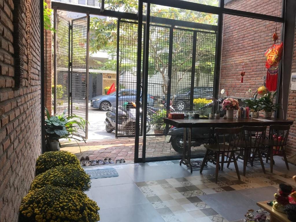 Review Ngói House: Một Trải Nghiệm Đặc Sắc Tại Thành Phố Đà Nẵng