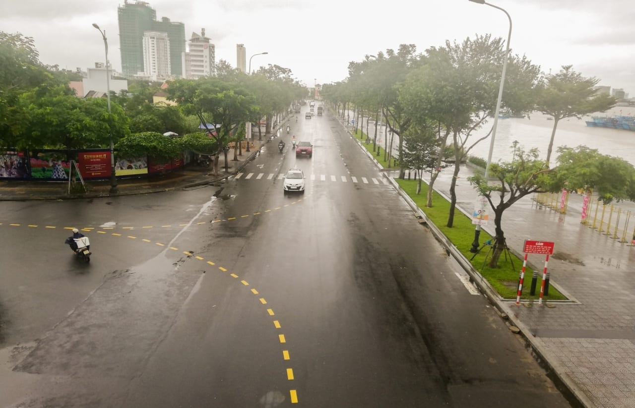 Du lịch Đà Nẵng mùa mưa: Khám phá vẻ đẹp đặc biệt của thành phố bên bờ biển