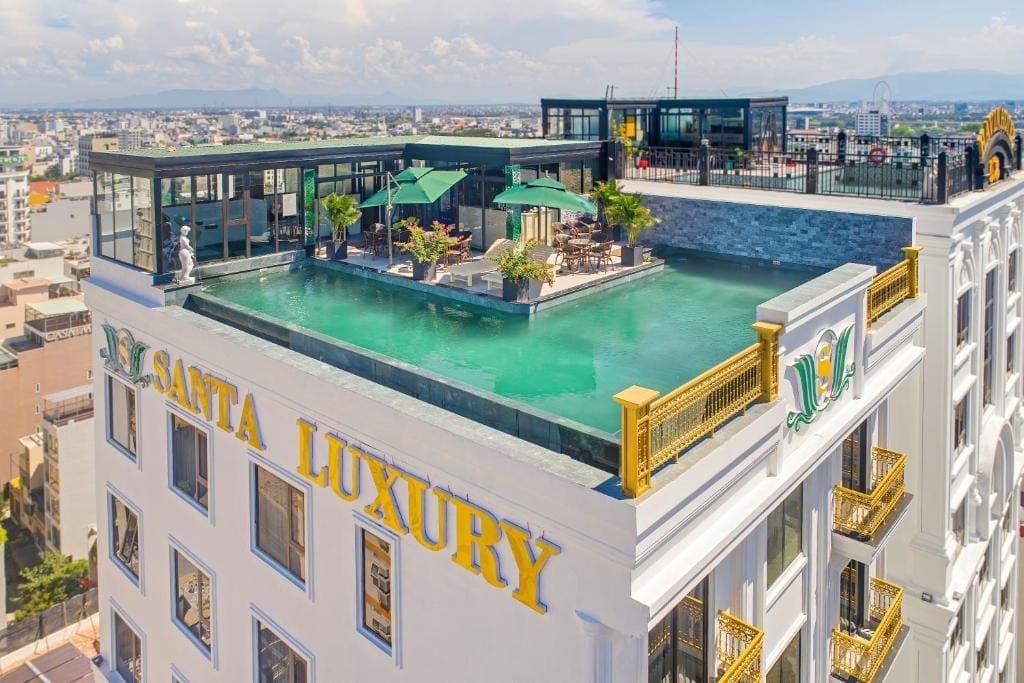 Khám Phá Santa Luxury Hotel: Review Chi Tiết Từ Sea Light Hotel
