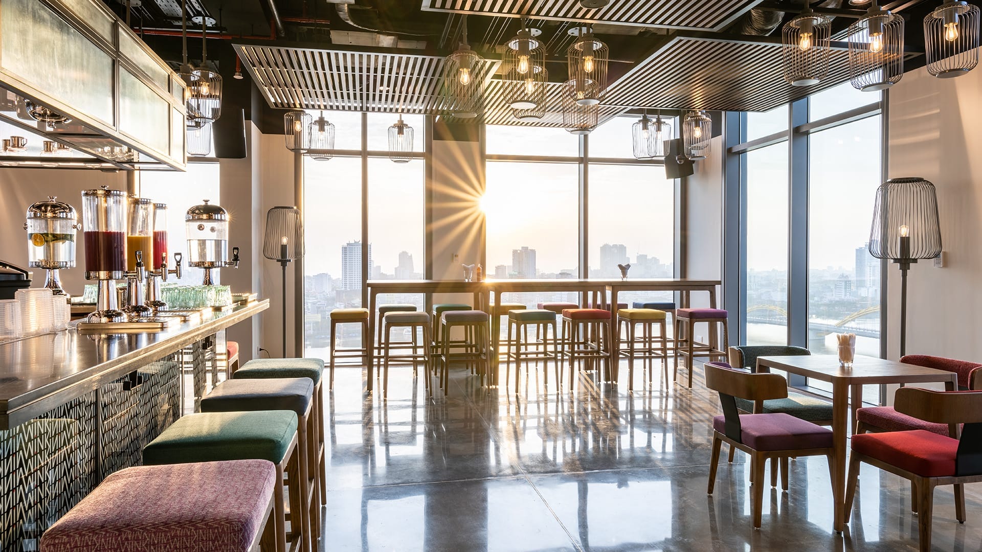 Review Wink Hotel Danang Centre – Affordable Luxury – 24hrs Stay & Dragon Bridge View