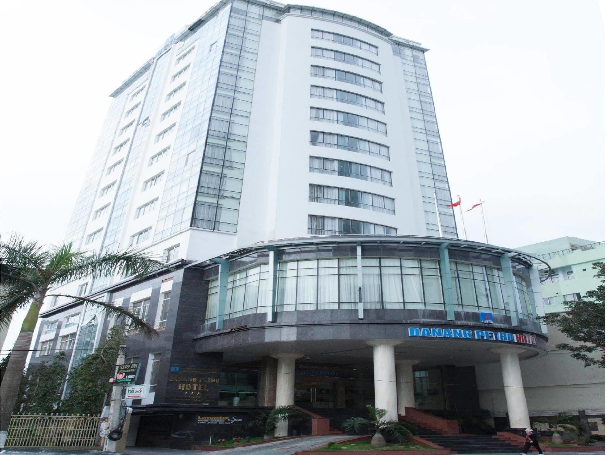 Review Danang Petro Hotel: Trải Nghiệm Lưu Trú Tại Khách Sạn Đẳng Cấp Ở Đà Nẵng