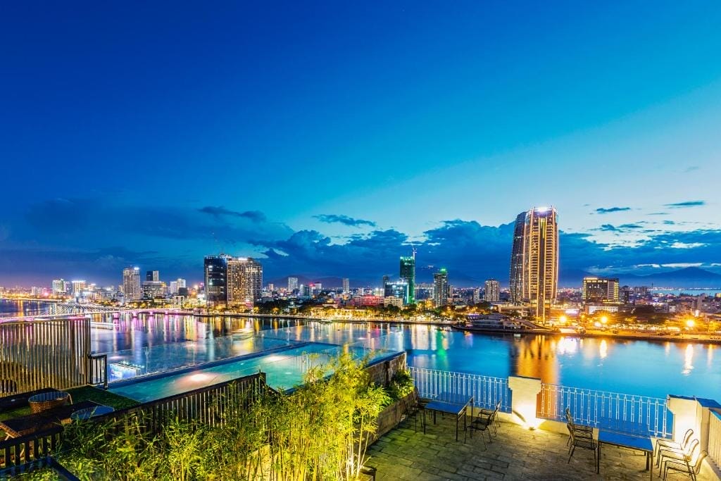 IBIZA Riverfront Da Nang Hotel Powered by ASTON, Đà Nẵng (giá cập nhật 2025)