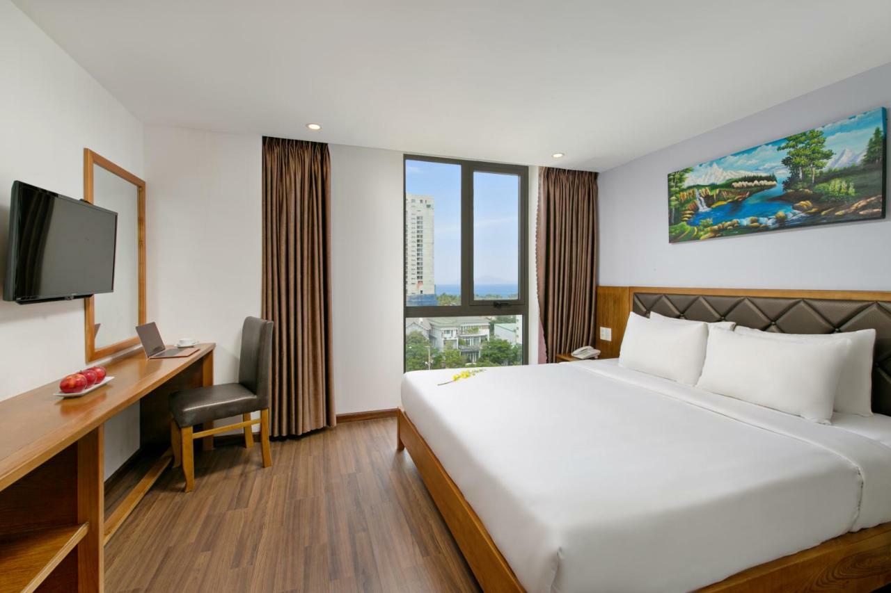 KHÁCH SẠN LA BEACH HOTEL ĐÀ NẴNG 3* (Việt Nam) - từ VND 333333 | HOTELMIX