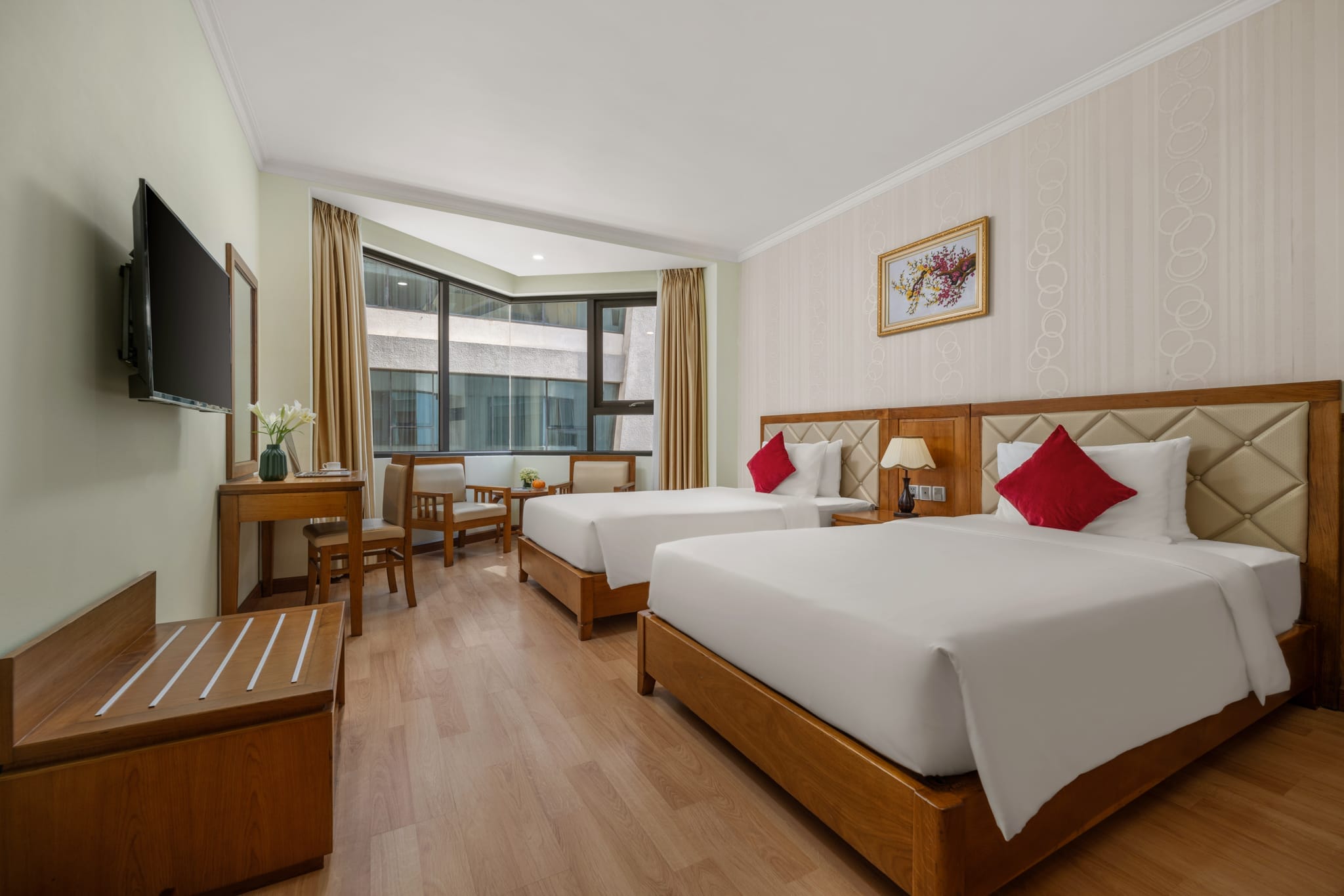 Top 50+ khách sạn gần biển Đà Nẵng theo từng nhu cầu (view đẹp, giá tốt)
